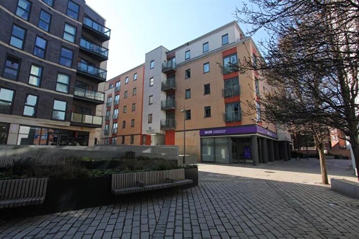 Garage / Parking To Rent In Waterloo Apartments, Brewery Wharf, LS10