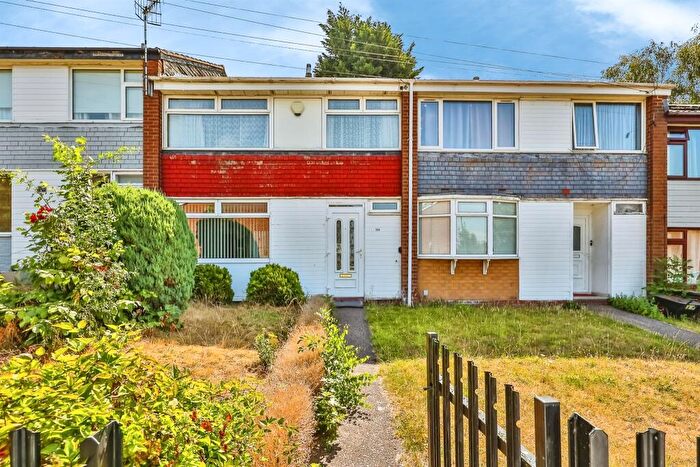 3 Bedroom Terraced House For Sale In Deptford Crescent, Nottingham, NG6