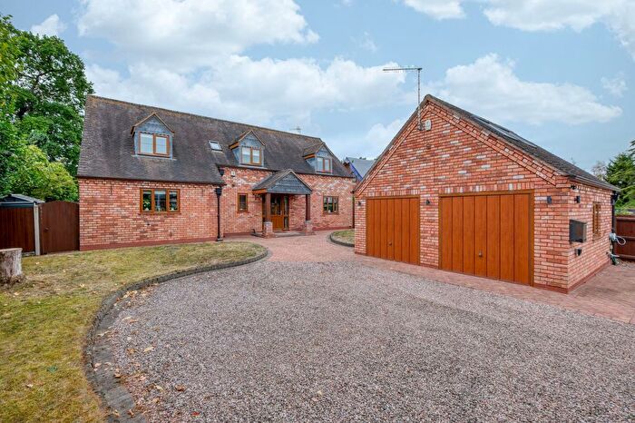 4 Bedroom Detached House For Sale In Claphill Lane, Rushwick, WR2