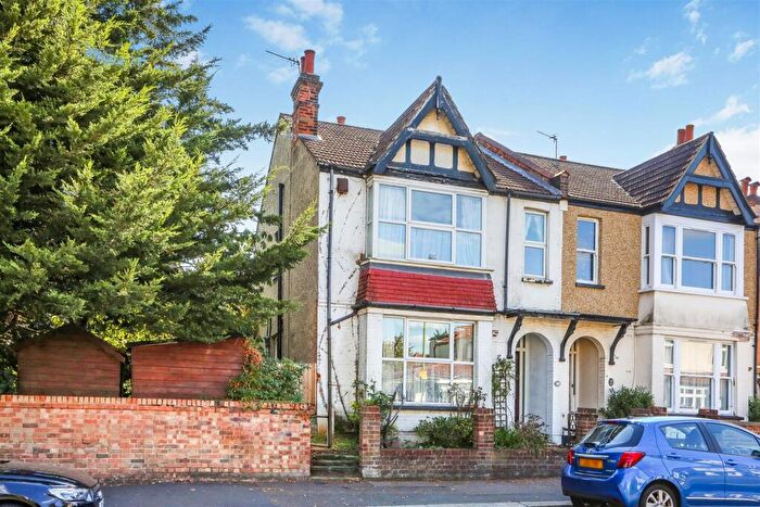 4 Bedroom Semi-Detached House For Sale In Carshalton Park Road, Carshalton, SM5