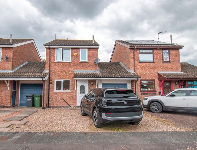 2 Bedroom Link Detached House For Sale In Elliott Drive, Thurmaston, LE4