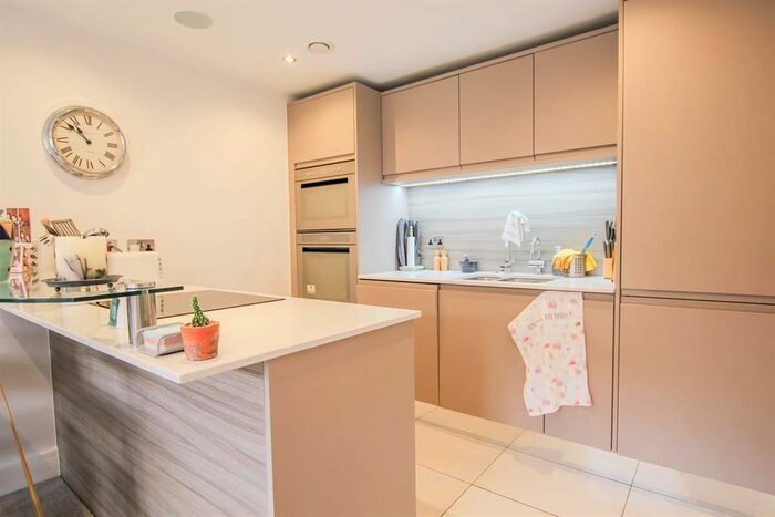 1 Bedroom Flat To Rent In The Courtyard, St. Martins Lane, York, YO1