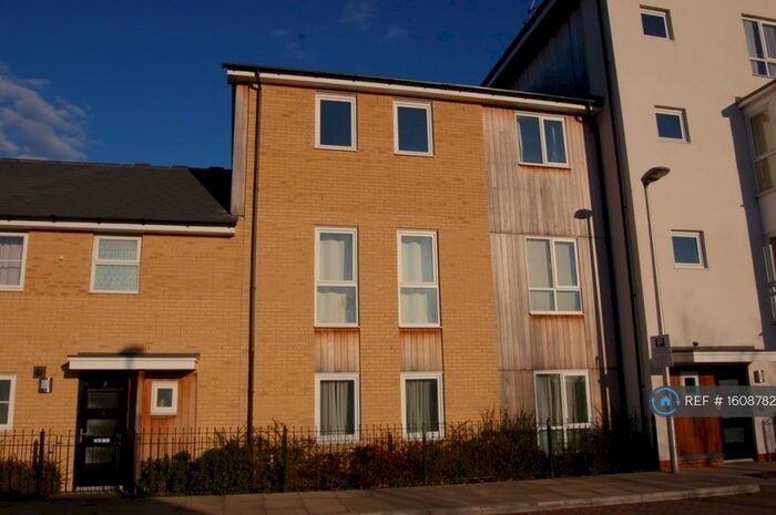 1 Bedroom Flat To Rent In Drake Way, Reading, RG2
