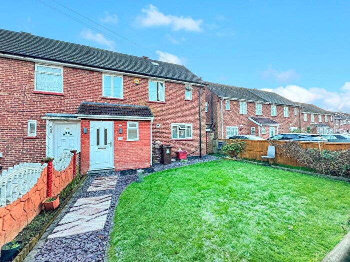 4 Bedroom Semi-Detached House To Rent In Johnson Road, Heston, TW5