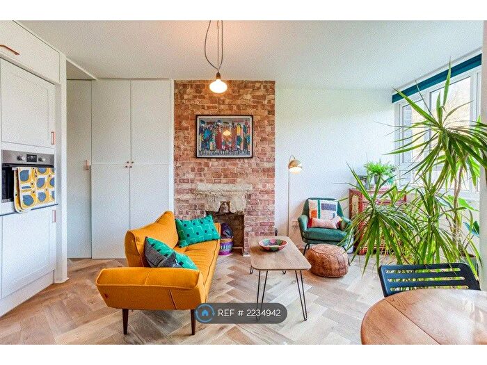 1 Bedroom Flat To Rent In Stoke Newington Church Street, London, N16