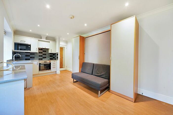 Studio To Rent In Herga Court, Sudbury Hill, Harrow, HA1