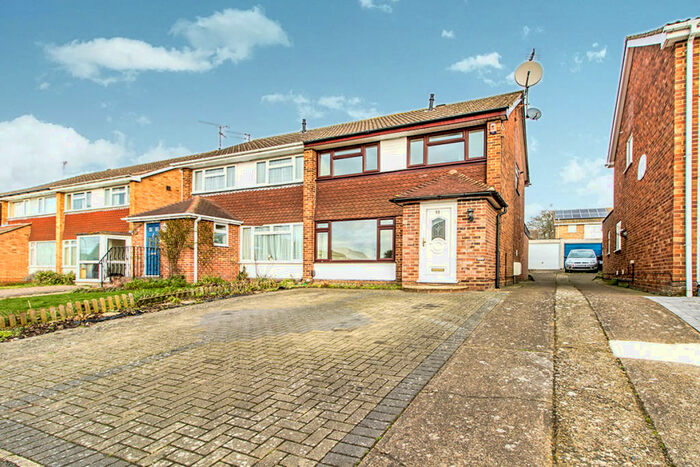 3 Bedroom Semi-Detached House To Rent In Commodore Road, Maidstone, Kent, ME14