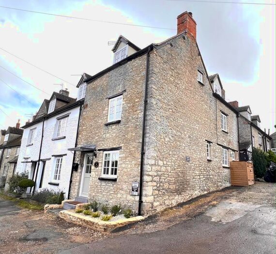 3 Bedroom Terraced House To Rent In Manor Road, Woodstock, OX20