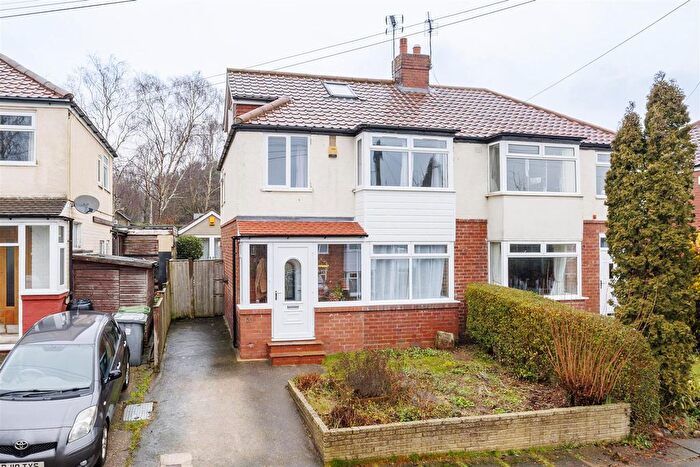 4 Bedroom Property To Rent In Edgeware Road, York, YO10