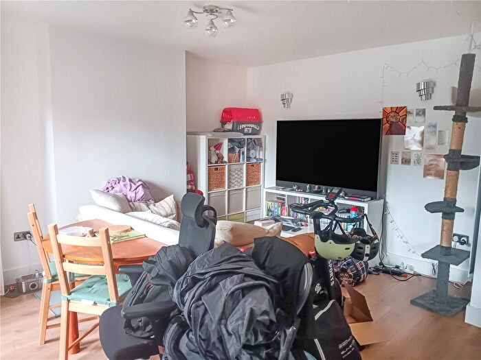 2 Bedroom Bungalow For Sale In South East Crescent, Southampton, Hampshire, SO19