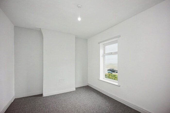 2 Bedroom Property To Rent In Humber Street, Salford, M50
