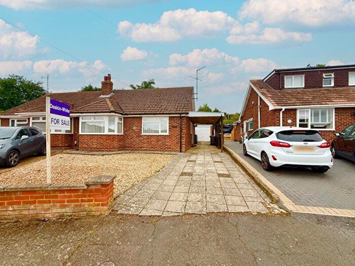 2 Bedroom Bungalow For Sale In Willow Way, Flitwick, MK45