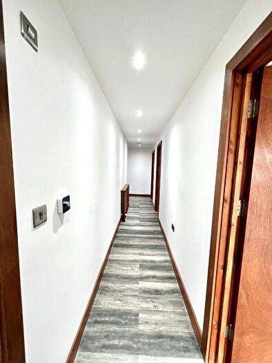 3 Bedroom Flat To Rent In York Road, Camberley, GU15