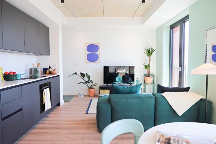 1 Bedroom Apartment To Rent In Glebe Street, Stoke-On-Trent, Staffordshire, ST4