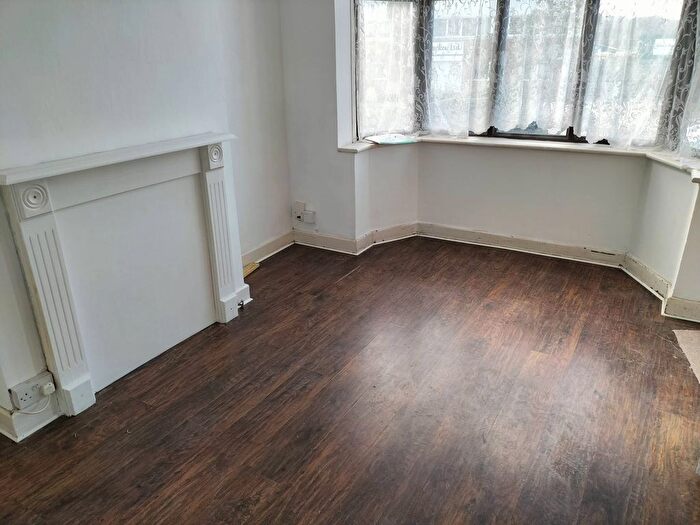 3 Bedroom End Of Terrace House To Rent In Baltimore Road, Great Barr, Birmingham, B42