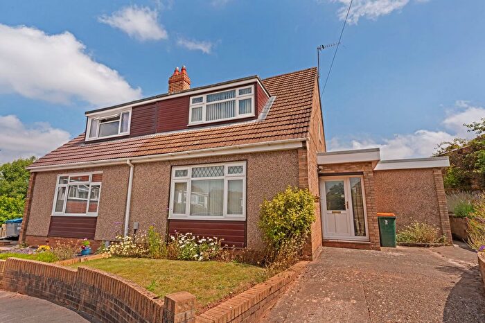 3 Bedroom Semi-Detached House For Sale In Hollybush Close, Newport, NP20