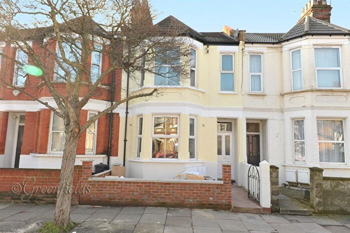 2 Bedroom Maisonette To Rent In Eastbury Grove, London, W4