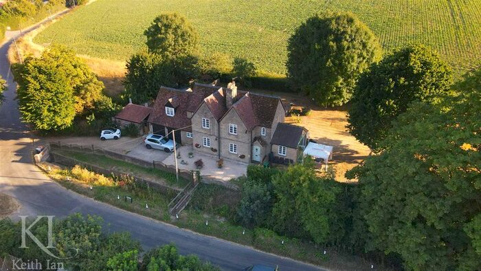 5 Bedroom Detached House For Sale In Barwick, High Cross, Ware, SG11