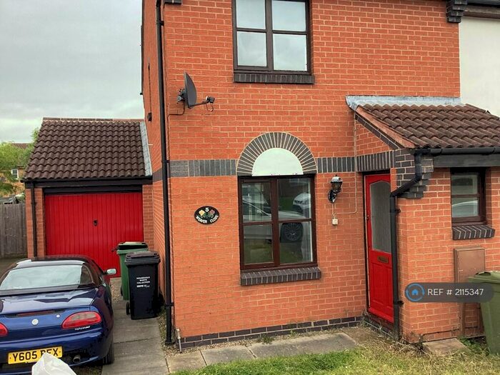 2 Bedroom End Of Terrace House To Rent In Weaver Close, Loughborough, LE11