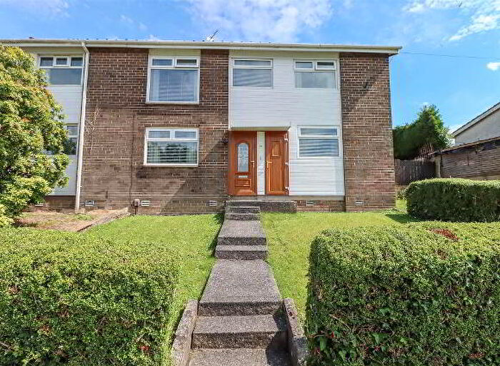 3 Bedroom Semi-Detached House For Sale In Cairnsmore Walk, Belfast, BT16