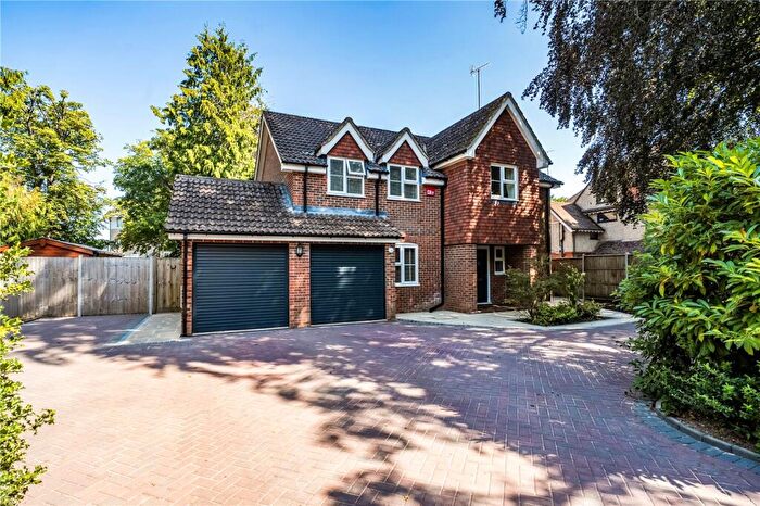 5 Bedroom Detached House For Sale In Cliddesden Road, Basingstoke, Hampshire, RG21