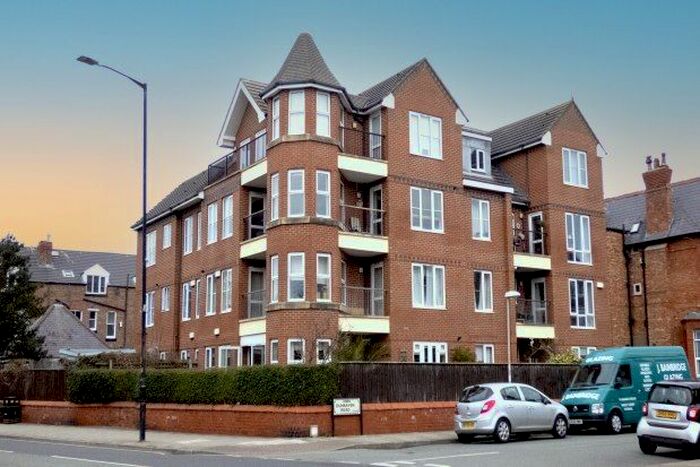 3 Bedroom Flat To Rent In The Moorings, Wirral, CH48