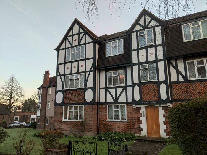 2 Bedroom Apartment To Rent In Plough Lane, Wallington, SM6