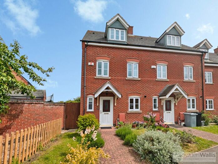 4 Bedroom Town House For Sale In Parker Close, Stamford, PE9