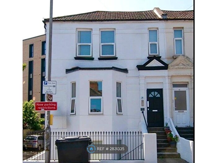 2 Bedroom Flat To Rent In St. Swithuns Road, Bournemouth, BH1