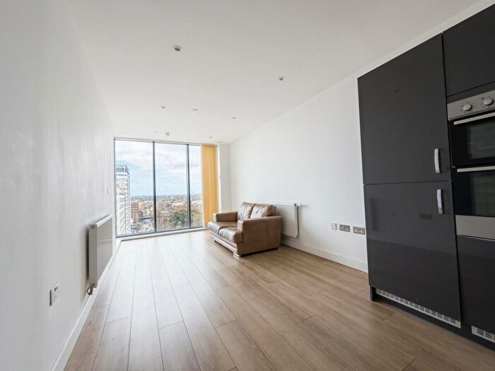 1 Bedroom Apartment To Rent In Sutton Court Road, Sutton, SM1