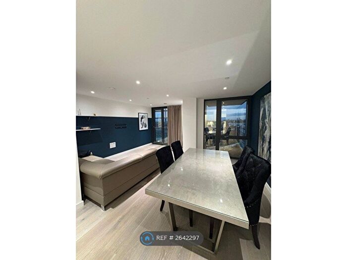 2 Bedroom Flat To Rent In City North East Tower, London, N4