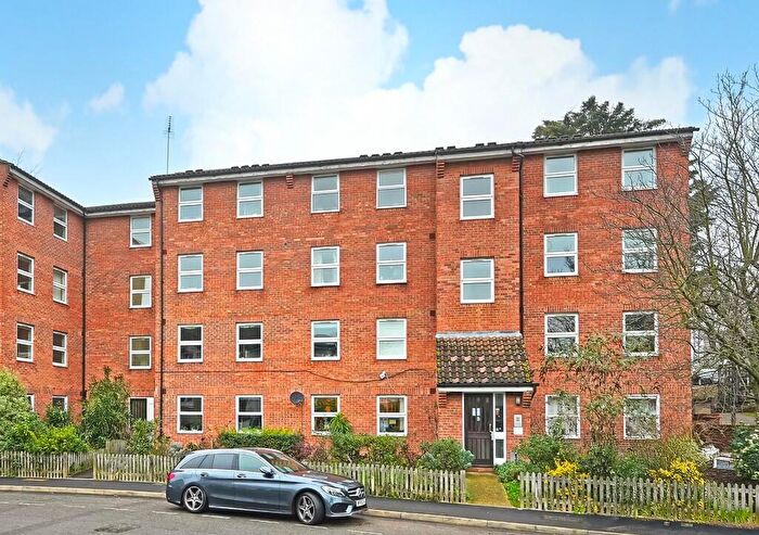 2 Bedroom Flat To Rent In Barker Drive, Camden, NW1