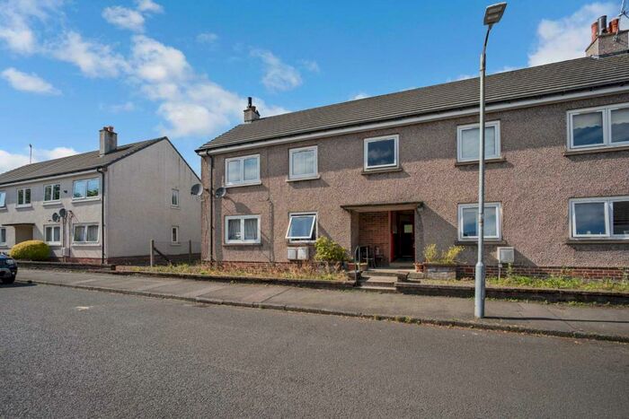 1 Bedroom Apartment To Rent In Harvey Terrace, Lochwinnoch, PA12
