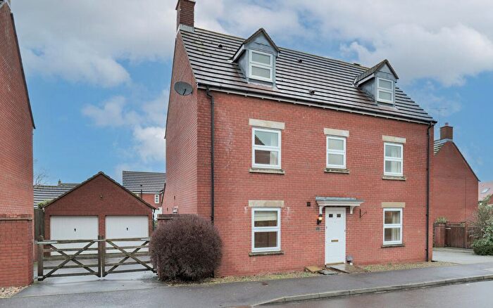 5 Bedroom Detached House For Sale In Park Road, Bowerhill, Melksham, SN12