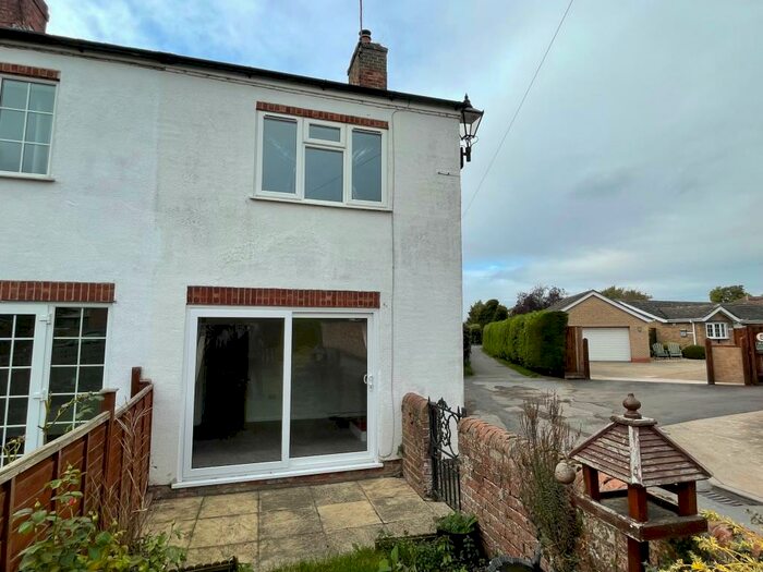 2 Bedroom Terraced House To Rent In Rase Lane, Market Rasen, LN8