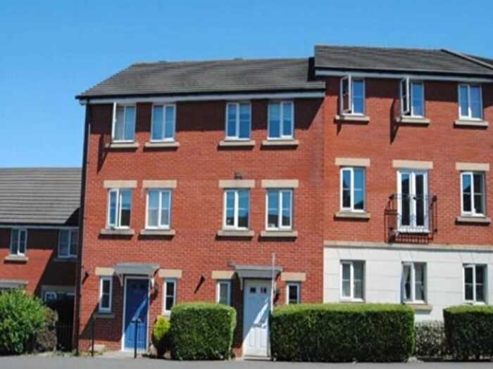 5 Bedroom Town House To Rent In Filton Avenue, Horfield, Bristol, BS7