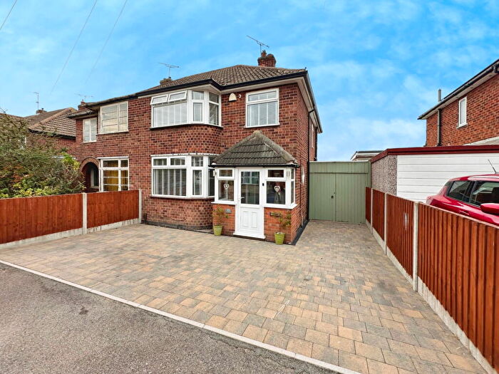 3 Bedroom Semi-Detached House For Sale In Gayhurst Close, Braunstone Town, Leicester, LE3
