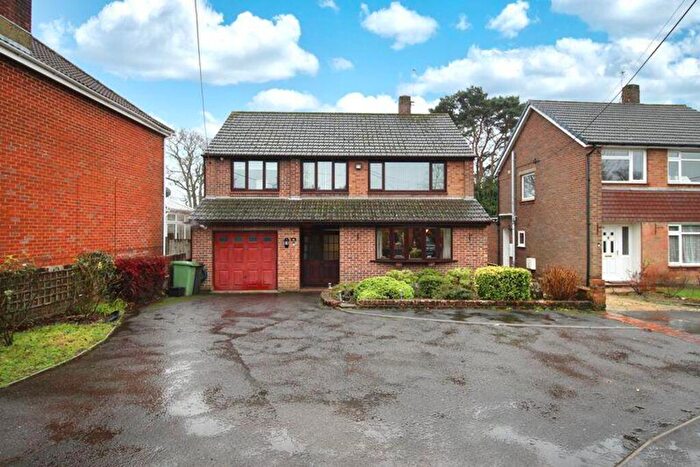 4 Bedroom Detached House For Sale In Lower Northam Road, Hedge End, SO30