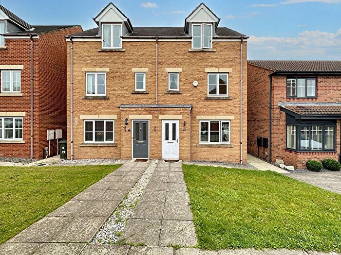 3 Bedroom Town House To Rent In Housesteads Close, Wallsend, NE28