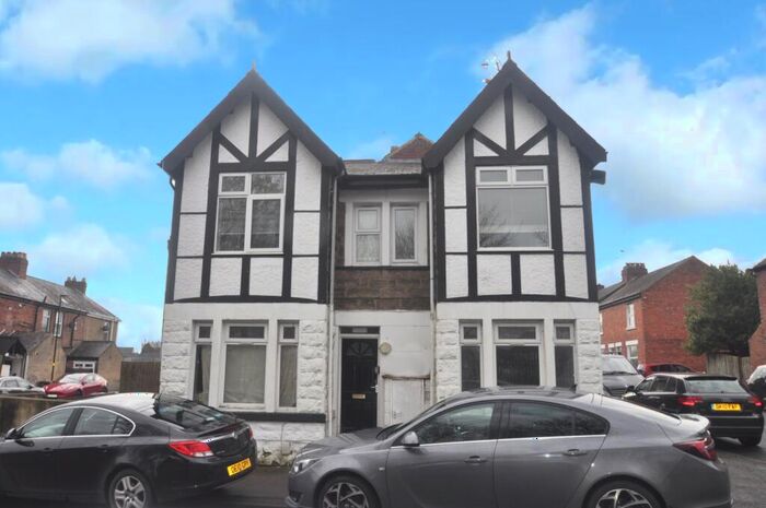 1 Bedroom Flat To Rent In Grove Park Avenue, Harrogate, North Yorkshire, HG1