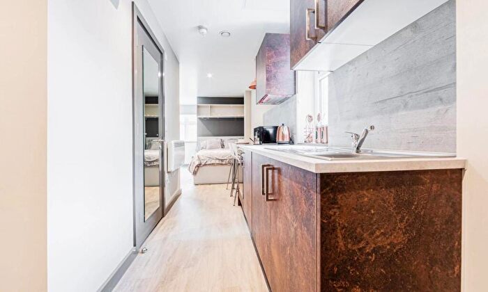 1 Bedroom House To Rent In Monument House, Newcastle Upon Tyne, NE1