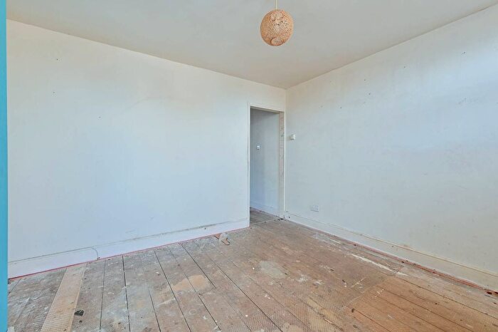 2 Bedroom Terraced House For Sale In Fearnley Street, Watford, Rd, Watford, WD18