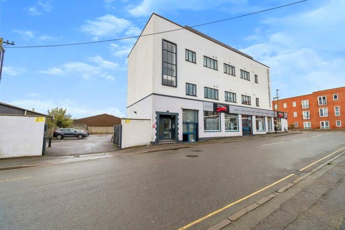 1 Bedroom Flat To Rent In Kingsbury House, Bevois Valley, SO14