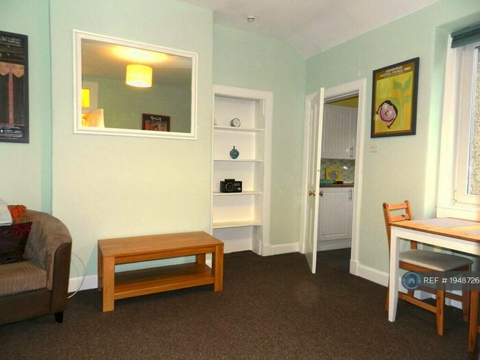 1 Bedroom Flat To Rent In Wilson's Park, Edinburgh, EH15