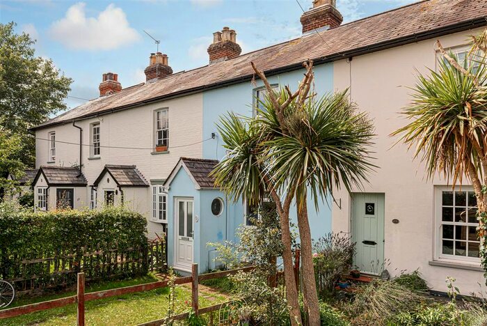 3 Bedroom Property To Rent In Roses Cottages, West Street, Dorking, RH4