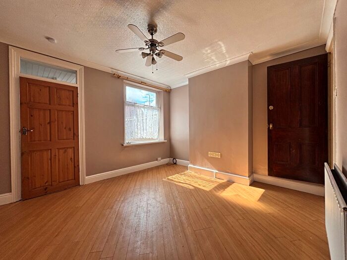 3 Bedroom Terraced House To Rent In Pound Road, Wednesbury, WS10