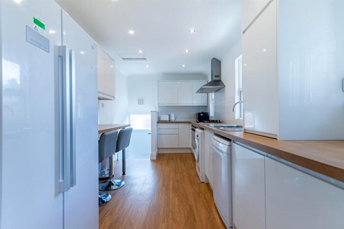 6 Bedroom Terraced House To Rent In Ashleigh Grove, Jesmond, NE2