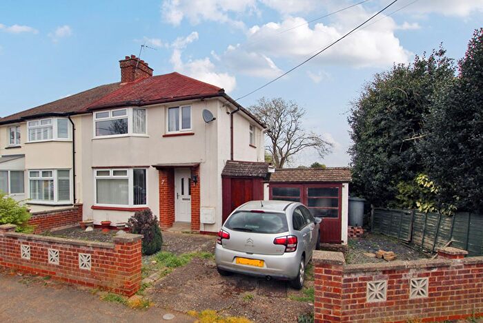 3 Bedroom Semi-Detached House For Sale In Mowhills, Harrold, MK43