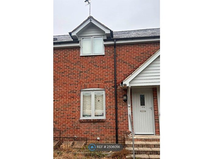2 Bedroom Terraced House To Rent In Newport, Newport, PO30