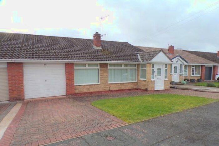 2 Bedroom Semi-Detached Bungalow To Rent In Finstall Road, Wirral, CH63